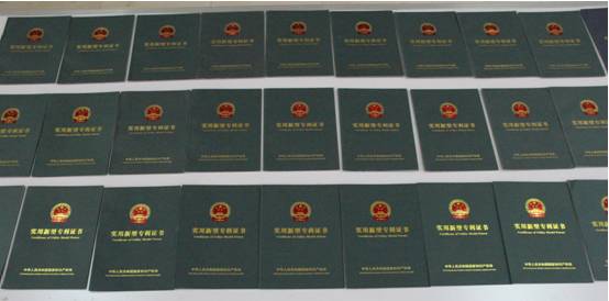 紫電公司堅持技術創(chuàng)新 今年喜獲12項國家專利 紫電公司堅持技術創(chuàng)新 今年喜獲12項國家專利