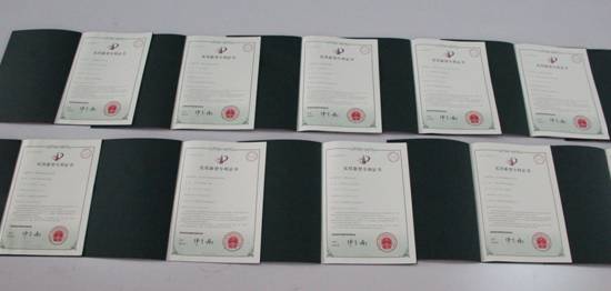 紫電公司堅持技術創(chuàng)新 今年喜獲12項國家專利 紫電公司堅持技術創(chuàng)新 今年喜獲12項國家專利