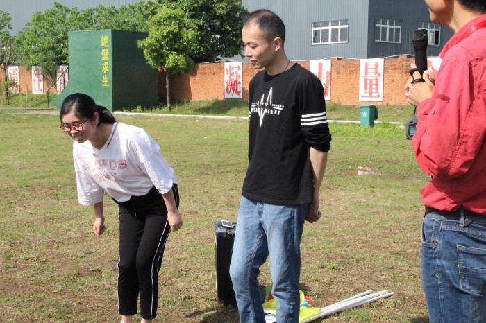 紫電因我而精彩 —紫電公司“5.4”青年員工拓展活動 紫電因我而精彩 —紫電公司“5.4”青年員工拓展活動