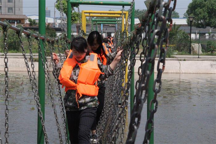 紫電因我而精彩 —紫電公司“5.4”青年員工拓展活動 紫電因我而精彩 —紫電公司“5.4”青年員工拓展活動