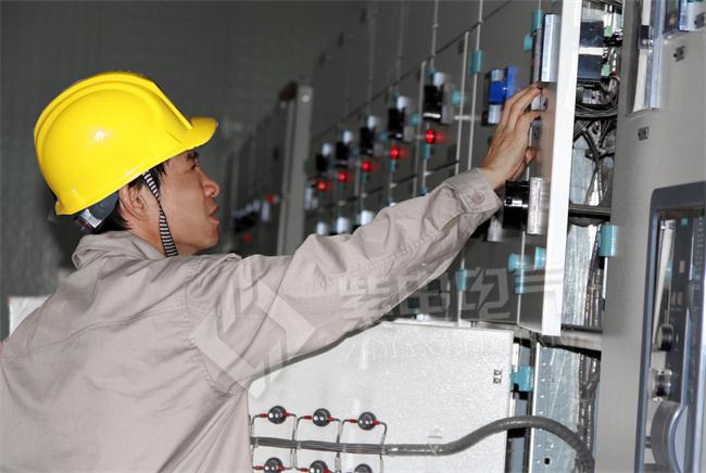 【湖北高壓柜維修服務(wù)案例】武漢市萬科小區(qū) 【湖北高壓柜維修服務(wù)案例】武漢市萬科小區(qū)