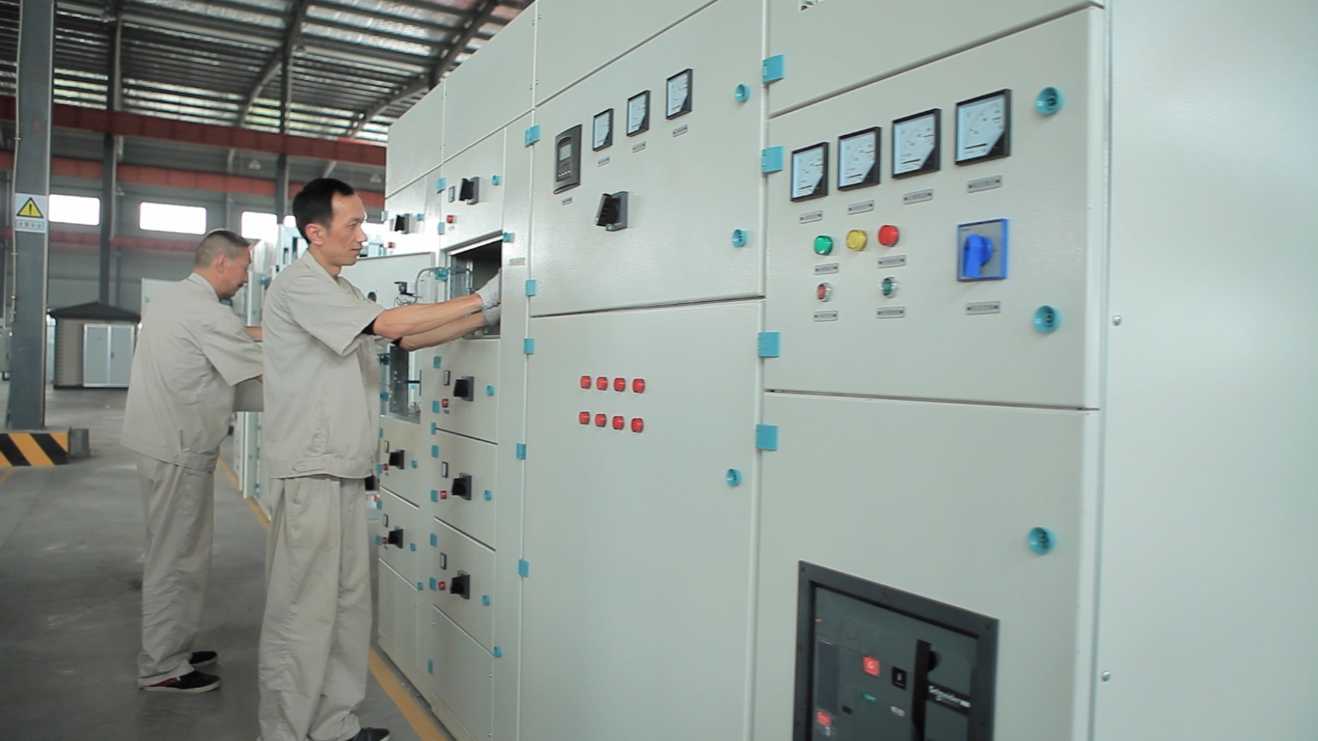 紫電電氣_開關(guān)柜儲能故障產(chǎn)生原因，表現(xiàn)形式和處理方法